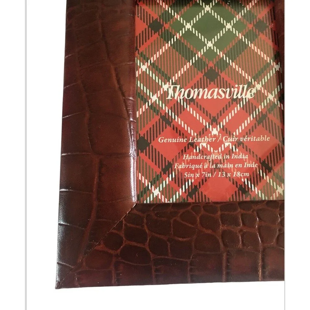 Thomasville Embossed Genuine Leather Picture Frame 9x11